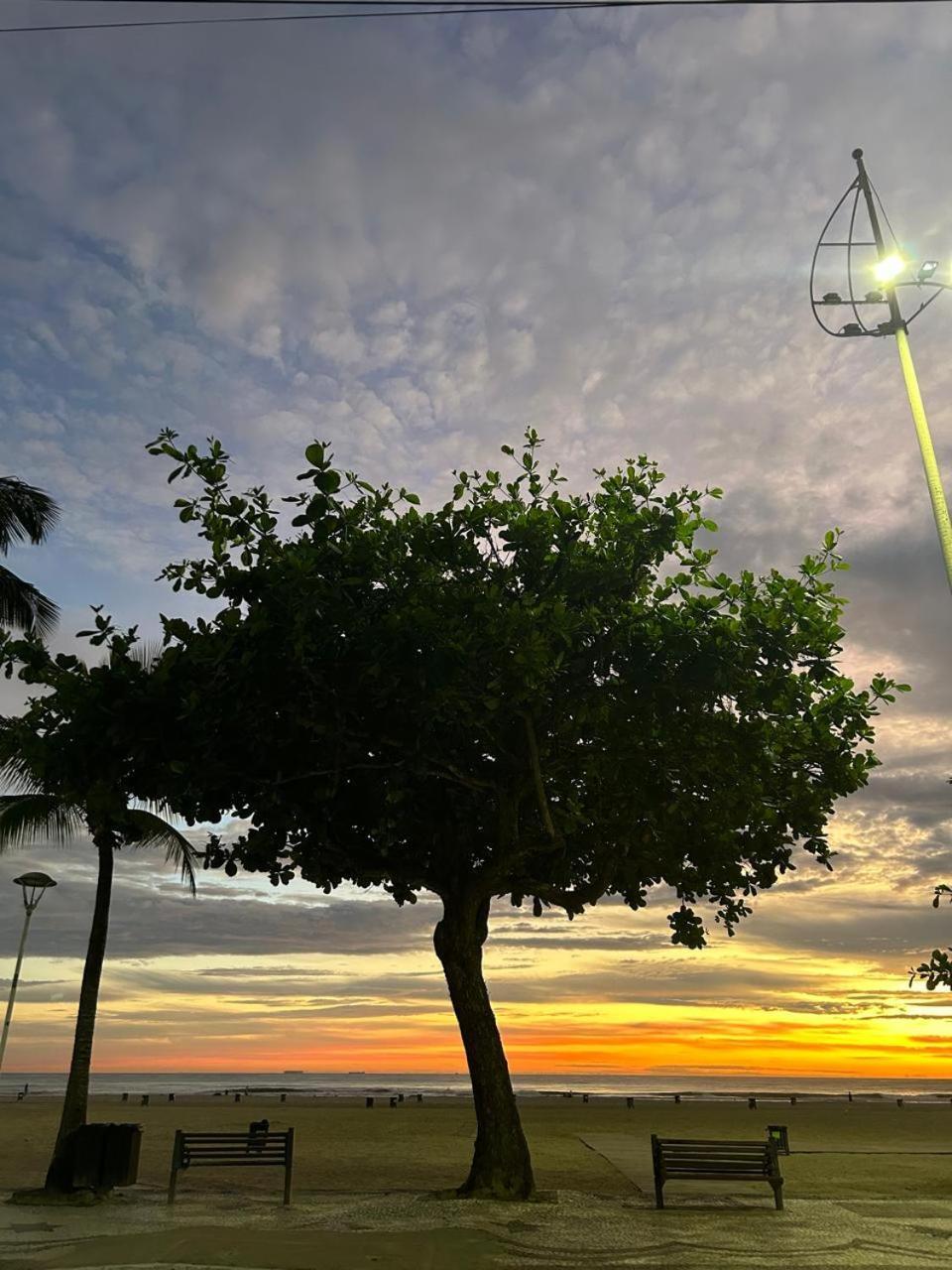 Avenida Atlantica, Beira Mar, Pe Na Areia Apartment บัลเนอาริโอ กังโบริว ภายนอก รูปภาพ